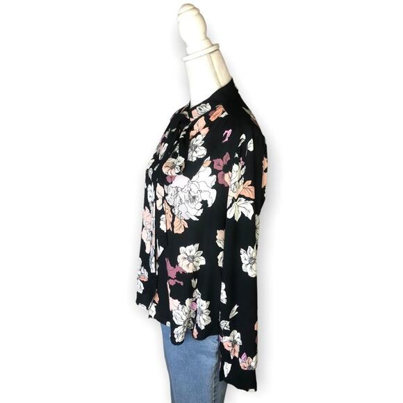 Astr The Label Tie Neck Long Sleeve Blouse Top Size S Black Pink Floral Sheer - Picture 8 of 13